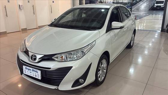 TOYOTA YARIS 1.5 16V FLEX SEDAN XL MULTIDRIVE TOYOTA YARIS 1.5 16V FLEX SEDAN XL MULTIDRIVE